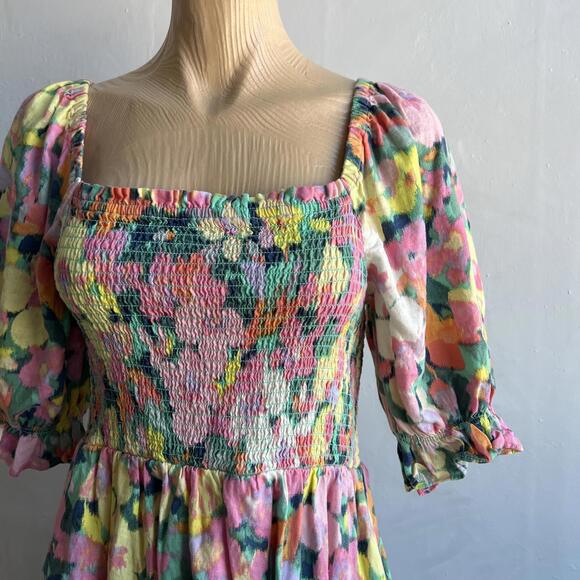 GAP Puffed sleeve linen-blend floral smocked midi Dress - Picture 5 of 14